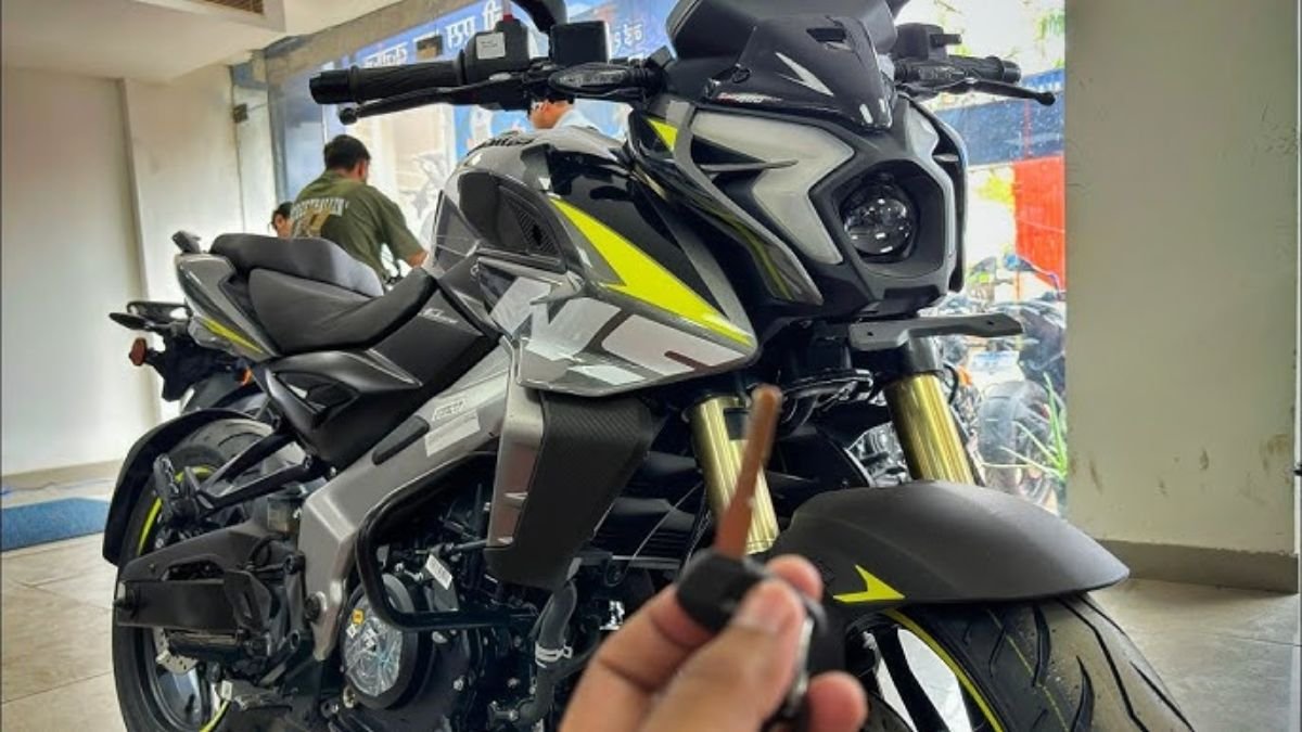 Bajaj Pulsar NS400Z: KTM की भिंगरी बना देगी Bajaj की धाकड़ बाइक, ब्रांडेड फीचर्स के साथ अट्रैक्टिव लुक