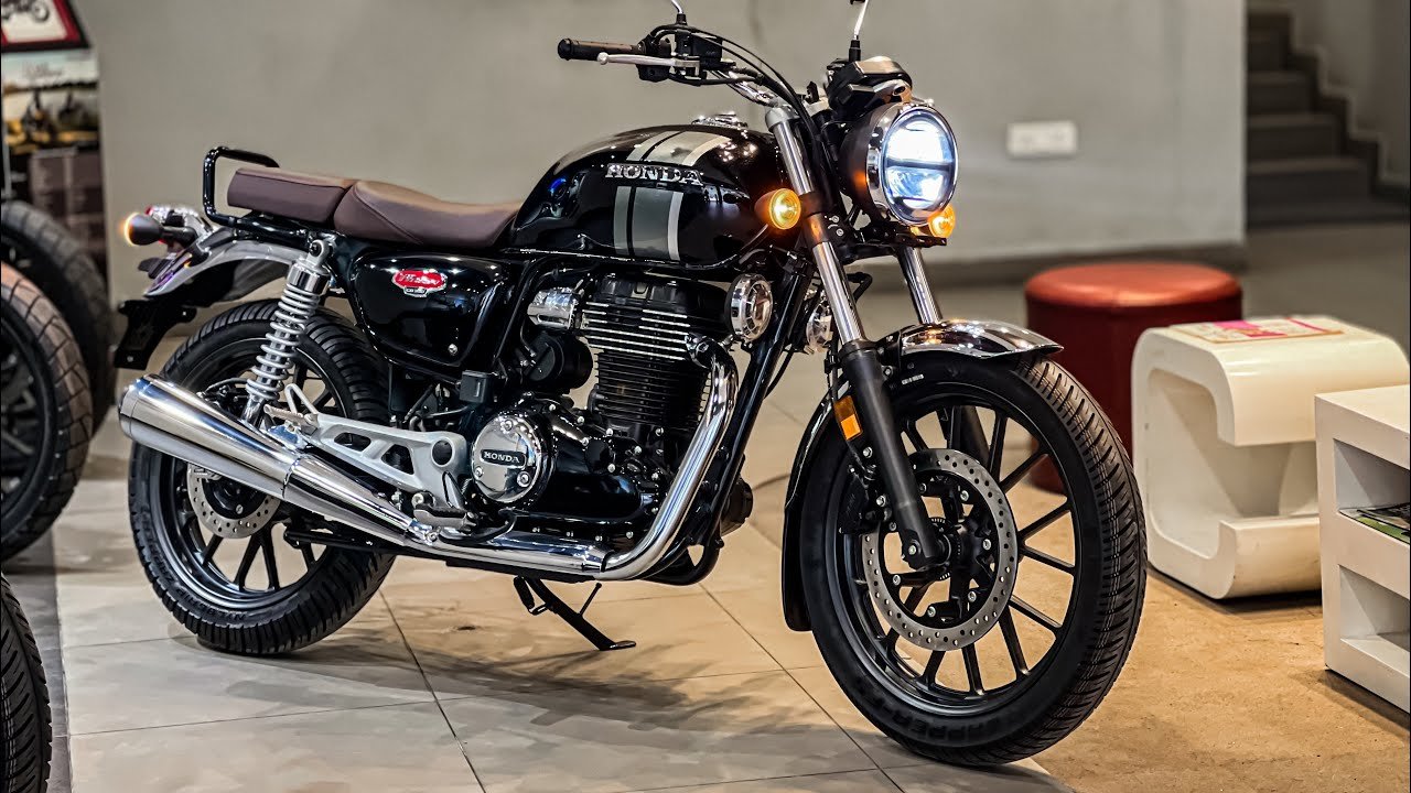 राइडर्स की पहली पसंद बनी Honda की धाकड़ बाइक, दमदार इंजन और स्टेंडर्ड फीचर्स के साथ देखे कीमत