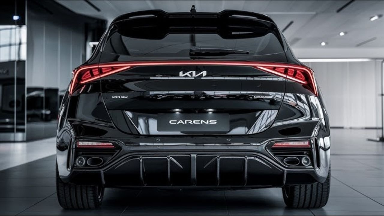 देश के हर परिवार की पहली पसंद बनी Kia Carens 2025, अट्रेक्टिव लुक के साथ मिलेगा प्रीमियम अंदाज़