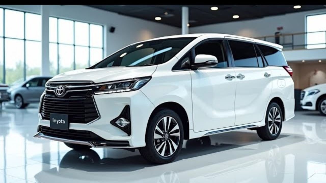 मामूली सी कीमत में खरीदें Toyota की लक्ज़री MPV कार, मिलेगा 16kmpl का शानदार माइलेज और दमदार इंजन